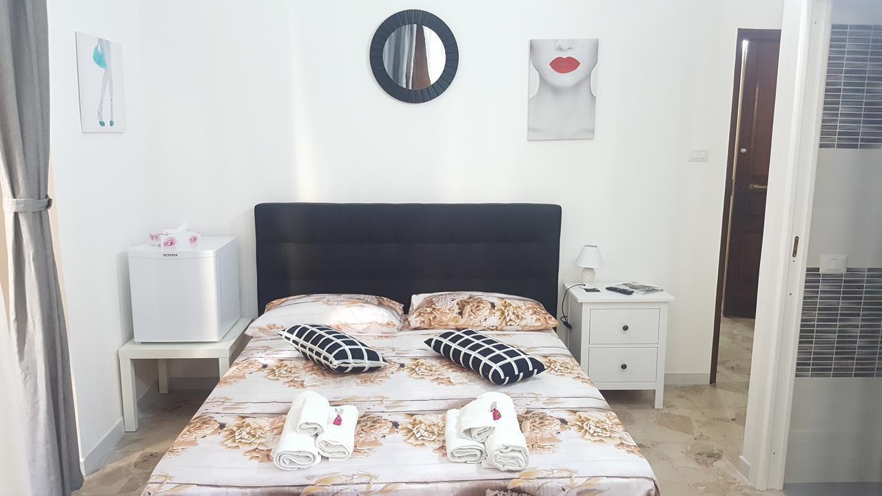Exclusive House Center Appartement Catánia Buitenkant foto