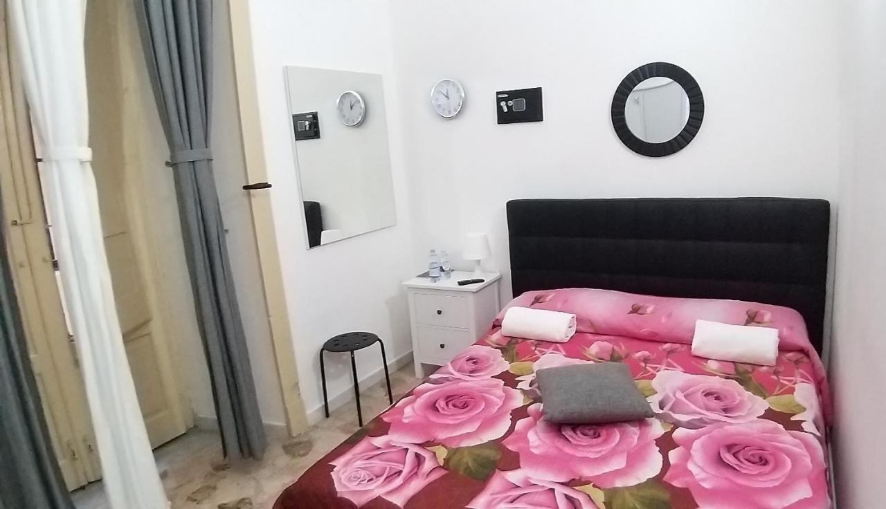 Exclusive House Center Appartement Catánia Buitenkant foto